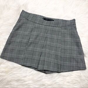 NWT Zara Plaid Skort Medium